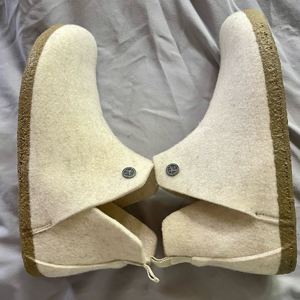 Birkenstock soft tan slide on ankle boots